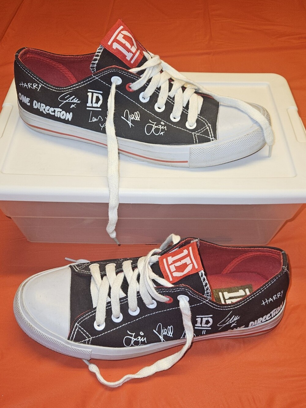 Rare One Direction 1D Official Band Merch Signature Canvas Low-Top Sneaker sz9